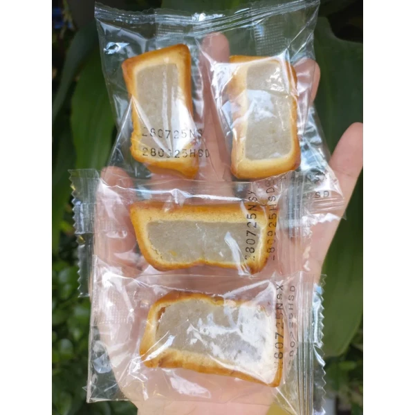 Trải nghiệm thưởng thức Bánh Xà Lam Nhân Dừa Nướng Bến Tre 1kg: hương vị độc đáo và cách kết hợp món ăn