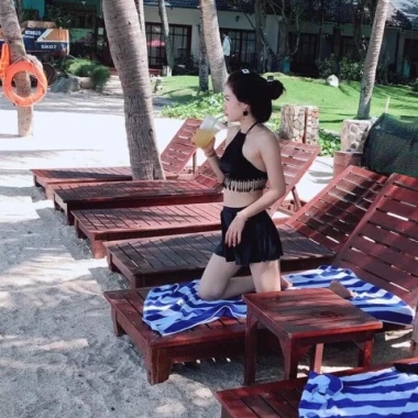 Bikini 2 Mảnh Váy Lưng Cao Che Bụng Áo Yếm Tua Rua Đen Baby Giá Cực Sốc 119800đ 4 Bikini 2 Mảnh Váy Lưng Cao Che Bụng Áo Yếm Tua Rua Đen Baby Giá Cực Sốc 119800đ 4