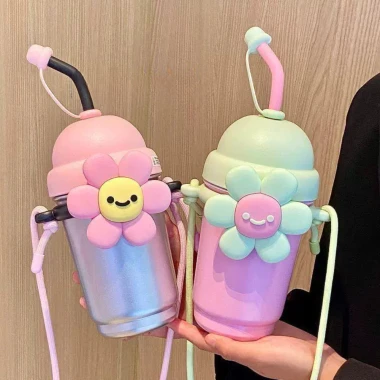 Bình Giữ Nhiệt Bông Hoa Cute 700ML Inox Cao Cấp 316 Có Ống Hút, Có Dây Đeo Tặng Sticker+ Cọ Vệ Sinh Ống Tiện House 5 Bình Giữ Nhiệt Bông Hoa Cute 700ML Inox Cao Cấp 316 Có Ống Hút, Có Dây Đeo Tặng Sticker+ Cọ Vệ Sinh Ống Tiện House 5