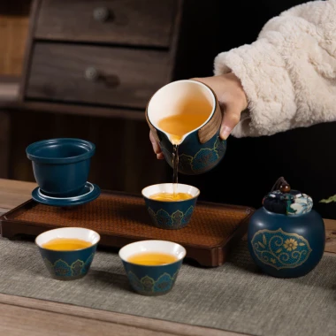 Bộ Ấm Chén Trà Du Lịch Gốm Sứ Thiết Kế Vali Sang Trọng Chống Va Đập Giá 210k 9