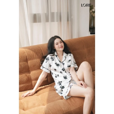 Bộ Mặc Nhà Pijama Lụa Pháp Hoa Trẻ Trung Loirechic PCC250.300 - Giá 319.000₫ (giảm từ 389.180₫)
