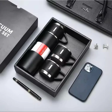 Bộ Quà Tặng Bình Giữ Nhiệt 500ml + 2 Ly Sang Trọng Giảm 20% Chỉ 77900đ 3 Bộ Quà Tặng Bình Giữ Nhiệt 500ml + 2 Ly Sang Trọng Giảm 20% Chỉ 77900đ 3