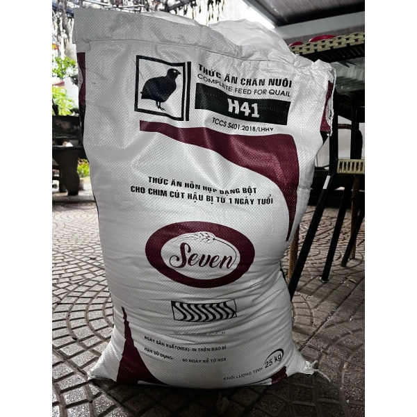 Hình ảnh sản phẩm Cám gà mới nở 23% đạm bột – Dễ ăn, tiêu hoá nhanh, giá 129k – Trang Trại Xanh Hà Nội