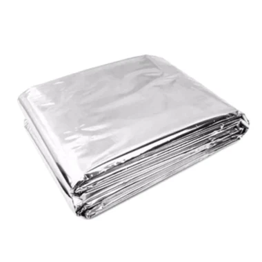 Chăn giữ nhiệt Mylar gấp gọn tiện lợi cho outdoor giá 29920đ - Chăn giữ ấm ngoài trời 9