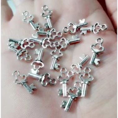 Charm Sỉ Giá Rẻ 35k/50g - Phụ Kiện Charm Giá Sỉ TPHCM 3