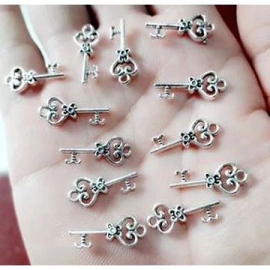 Charm Sỉ Giá Rẻ 35k/50g - Phụ Kiện Charm Giá Sỉ TPHCM 12