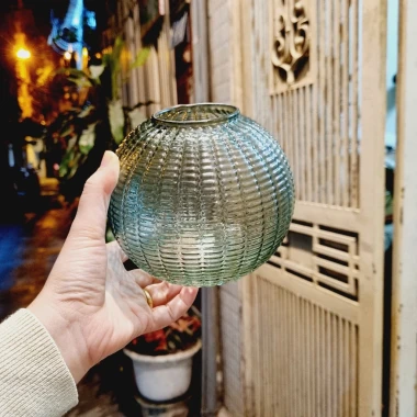 Chum Thủy Tinh Cắm Hoa Màu Xanh Độc Đáo - Decor Hiện Đại Giảm 21% chỉ 86k 11 Chum Thủy Tinh Cắm Hoa Màu Xanh Độc Đáo - Decor Hiện Đại Giảm 21% chỉ 86k 11