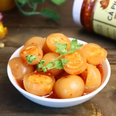 Combo Cà Pháo, Kim Chi Dưa Chuột, Cá Mặn, Chuối Sứ Sấy Dẻo, Rong Biển Hạt – 245.000 VND