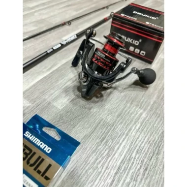 Combo Lure Dyawa + Máy Deukio FS2000 Giá Rẻ - Tặng Dây PE X8 & Nhái Hơi 5g Cho Học Sinh 3 Combo Lure Dyawa + Máy Deukio FS2000 Giá Rẻ - Tặng Dây PE X8 & Nhái Hơi 5g Cho Học Sinh 3