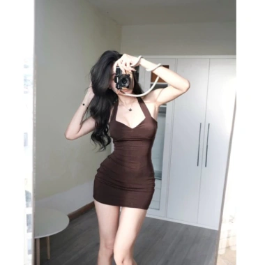 Đầm body cổ yếm chấm bi cột dây ôm dáng slay Giá ưu đãi 149k