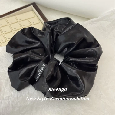 Dây Buộc Tóc Scrunchy Vải Bạc Súng Màu Sang Trọng Nữ - Giá Chỉ 48600đ 8 Dây Buộc Tóc Scrunchy Vải Bạc Súng Màu Sang Trọng Nữ - Giá Chỉ 48600đ 8