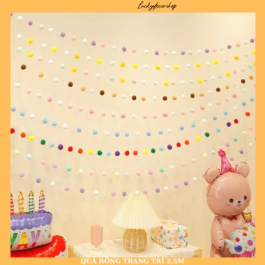 Dây Quả Bông Pom Pom Trang Trí Dài 2,5m Giá Rẻ Chỉ 18000đ 2 Dây Quả Bông Pom Pom Trang Trí Dài 2,5m Giá Rẻ Chỉ 18000đ 2
