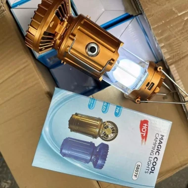 Đèn cắm trại năng lượng mặt trời đa năng chống nước kiêm pin sạc dự phòng giá rẻ 3
