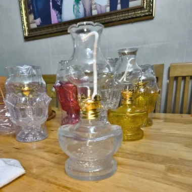 Đèn dầu thủy tinh thỏi vàng – Đèn thờ truyền thống cao cấp, ánh sáng ấm áp, giá chỉ 76k