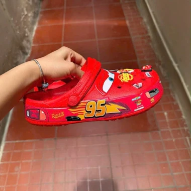 Dép Clog Batman Batmobile Cánh - Giảm 920k Còn 320k - Dép Boy Phố