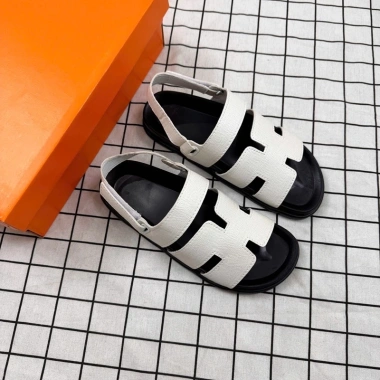 Dép sandal chữ H nữ da sần quai dính tiện lợi, dễ phối đồ - Giảm còn 158.000 VND