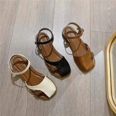 Dép sandal da bít nửa mũi phong cách mới, form rộng, giảm 20% giá 108.000đ