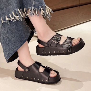 Dép Sandal Nữ Đế Cao 3cm Quai Đính Cực Bền - Dễ Đi, Dễ Phối Đồ Sd88 Labagi