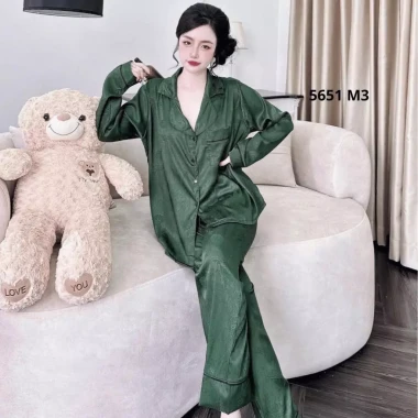 Đồ bộ ngủ tay dài, quần dài vải gấm hạc Tiểu Thư cao cấp – size 50-100kg, giá 199k