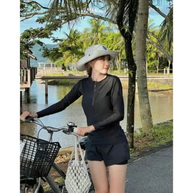 Đồ Bơi Nam Tập Tay Dài Quần Đùi 2 Lớp Khoá Kéo Kín Đáo Lót Ngực VAKOMA TT-157 Giá Rẻ 139800đ 9 Đồ Bơi Nam Tập Tay Dài Quần Đùi 2 Lớp Khoá Kéo Kín Đáo Lót Ngực VAKOMA TT-157 Giá Rẻ 139800đ 9