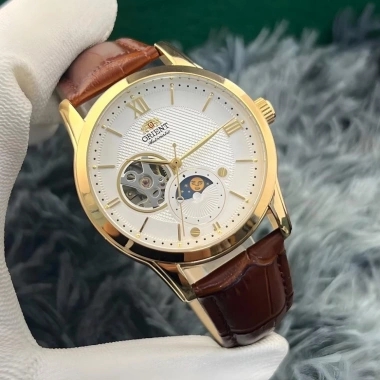 Đồng Hồ Cơ Nam Orient Sun Moon Gen 4 Dây Da Máy Nhật Sang Trọng Giá 650k 2.025 2 Đồng Hồ Cơ Nam Orient Sun Moon Gen 4 Dây Da Máy Nhật Sang Trọng Giá 650k 2.025 2