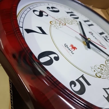 Đồng hồ treo tường Diamond kim trôi 35cm – Thiết kế sang trọng, giảm còn 156.000