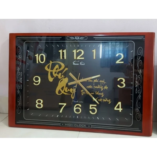Hình ảnh sản phẩm Đồng hồ treo tường Hoàng Phát HP19 KT gỗ, số dạ quang - Giá chỉ 749.000