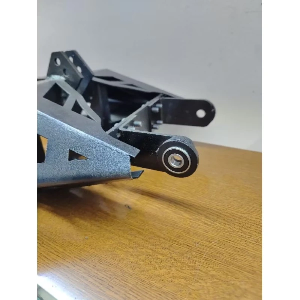 Khám phá công nghệ gia công CNC của gắp tàu chiến V2: Độ chính xác và độ bền vượt trội