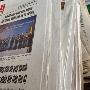 Giấy báo cũ Hà Nội Mới dùng gói hàng, trang trí - 1kg 40 tờ, giá rẻ 27000đ 8