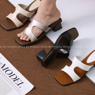 Giày Guốc Nữ 2 Quai Ngang Khoét Oval 5cm Cao Cấp Giá Rẻ Chỉ 446250 VND - SU244 4 Giày Guốc Nữ 2 Quai Ngang Khoét Oval 5cm Cao Cấp Giá Rẻ Chỉ 446250 VND - SU244 4