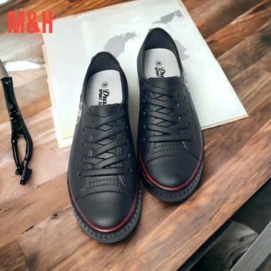 Giày Thể Thao Nhựa Đi Mưa Biển Nam Nữ - Đế Cao Su Mềm Bền Chỉ 59k 8 Giày Thể Thao Nhựa Đi Mưa Biển Nam Nữ - Đế Cao Su Mềm Bền Chỉ 59k 8