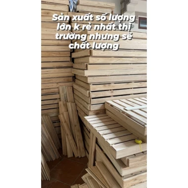 Giường Pallet Gỗ Tự Nhiên Hà Nội Giá Rẻ 395k - Không Mắt Đen Lỗ Đinh 3 Giường Pallet Gỗ Tự Nhiên Hà Nội Giá Rẻ 395k - Không Mắt Đen Lỗ Đinh 3
