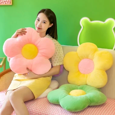 Gối Bông Hoa Hướng Dương Trang Trí - Giường Ngủ Sang Chảnh, Giá Chỉ 89.000Đ 2 Gối Bông Hoa Hướng Dương Trang Trí - Giường Ngủ Sang Chảnh, Giá Chỉ 89.000Đ 2