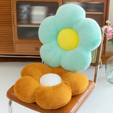 Gối Bông Hoa Hướng Dương Trang Trí - Giường Ngủ Sang Chảnh, Giá Chỉ 89.000Đ 6 Gối Bông Hoa Hướng Dương Trang Trí - Giường Ngủ Sang Chảnh, Giá Chỉ 89.000Đ 6