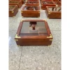 Hộp đựng mứt bánh kẹo Tết gỗ cao cấp hình vuông dát vàng, sang trọng, giá 379,000 4