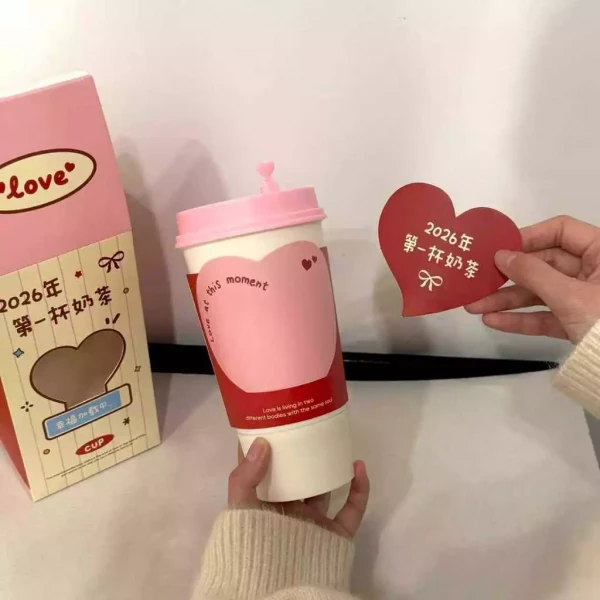 Cảm nhận thực tế khi mở hộp lật bất ngờ trà sữa: trải nghiệm quà tặng Valentine