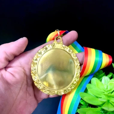 Huy Chương Vàng Cúp Bóng Đá Thể Thao Giá Rẻ - Cúp Lưu Niệm Bạc Pha Lê Chất Lượng Cao 9 Huy Chương Vàng Cúp Bóng Đá Thể Thao Giá Rẻ - Cúp Lưu Niệm Bạc Pha Lê Chất Lượng Cao 9