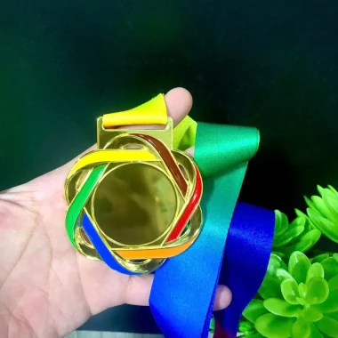Huy Chương Vàng Cúp Bóng Đá Thể Thao Giá Rẻ - Cúp Lưu Niệm Bạc Pha Lê Chất Lượng Cao 18 Huy Chương Vàng Cúp Bóng Đá Thể Thao Giá Rẻ - Cúp Lưu Niệm Bạc Pha Lê Chất Lượng Cao 18