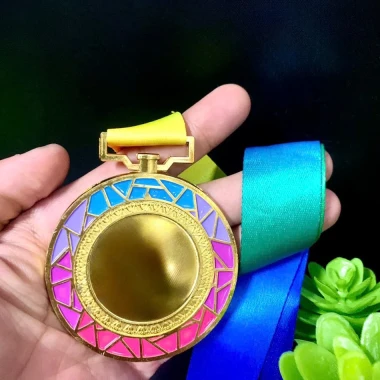 Huy Chương Vàng Cúp Bóng Đá Thể Thao Giá Rẻ - Cúp Lưu Niệm Bạc Pha Lê Chất Lượng Cao 21 Huy Chương Vàng Cúp Bóng Đá Thể Thao Giá Rẻ - Cúp Lưu Niệm Bạc Pha Lê Chất Lượng Cao 21