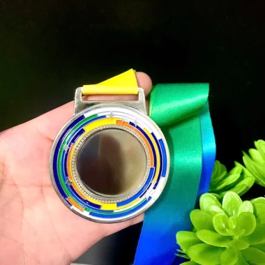 Huy Chương Vàng Cúp Bóng Đá Thể Thao Giá Rẻ - Cúp Lưu Niệm Bạc Pha Lê Chất Lượng Cao 25 Huy Chương Vàng Cúp Bóng Đá Thể Thao Giá Rẻ - Cúp Lưu Niệm Bạc Pha Lê Chất Lượng Cao 25