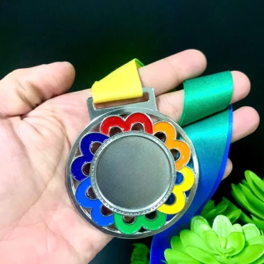 Huy Chương Vàng Cúp Bóng Đá Thể Thao Giá Rẻ - Cúp Lưu Niệm Bạc Pha Lê Chất Lượng Cao 34 Huy Chương Vàng Cúp Bóng Đá Thể Thao Giá Rẻ - Cúp Lưu Niệm Bạc Pha Lê Chất Lượng Cao 34