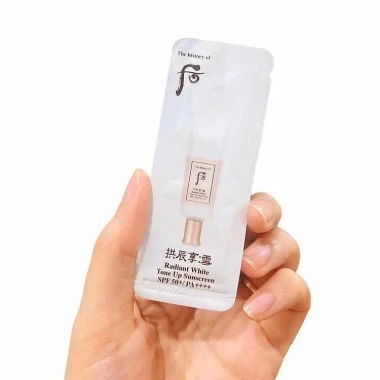Kem Chống Nắng Dưỡng Trắng Da Whoo Radiant White Tone Up - Giảm 23% còn 30k 4