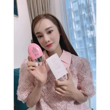 Kem Chống Nắng Pure Essence Sunblock SPF50+ Giá Rẻ Chỉ 429.000Đ - Bảo Vệ Da Mặt 4 Kem Chống Nắng Pure Essence Sunblock SPF50+ Giá Rẻ Chỉ 429.000Đ - Bảo Vệ Da Mặt 4