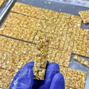 Kẹo lạc ????́?? ??̃?? ?(500 Gram) Kẹo Sìu Châu nam định giòn ngon tt,đậu phộng thương hiệuTiến Thành