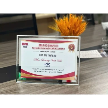 Khung Ảnh A4 A5 Kính Pha Lê Tràn Viền - Khung Bằng Khen Cao Cấp Giá Rẻ 40K 2 Khung Ảnh A4 A5 Kính Pha Lê Tràn Viền - Khung Bằng Khen Cao Cấp Giá Rẻ 40K 2