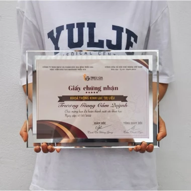 Khung Ảnh A4 A5 Kính Pha Lê Tràn Viền - Khung Bằng Khen Cao Cấp Giá Rẻ 40K 5 Khung Ảnh A4 A5 Kính Pha Lê Tràn Viền - Khung Bằng Khen Cao Cấp Giá Rẻ 40K 5