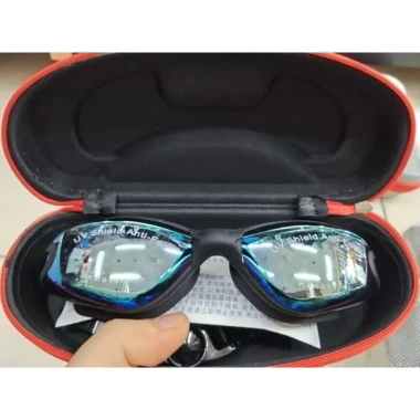 Kính Bơi Speedo Tráng Gương Chống Tia UV Kèm Nút Tai - Giảm 8800đ Còn 40000đ 2 Kính Bơi Speedo Tráng Gương Chống Tia UV Kèm Nút Tai - Giảm 8800đ Còn 40000đ 2