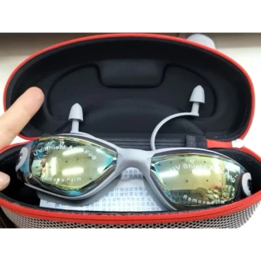 Kính Bơi Speedo Tráng Gương Chống Tia UV Kèm Nút Tai - Giảm 8800đ Còn 40000đ 4 Kính Bơi Speedo Tráng Gương Chống Tia UV Kèm Nút Tai - Giảm 8800đ Còn 40000đ 4