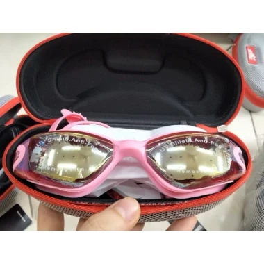 Kính Bơi Speedo Tráng Gương Chống Tia UV Kèm Nút Tai - Giảm 8800đ Còn 40000đ 5 Kính Bơi Speedo Tráng Gương Chống Tia UV Kèm Nút Tai - Giảm 8800đ Còn 40000đ 5