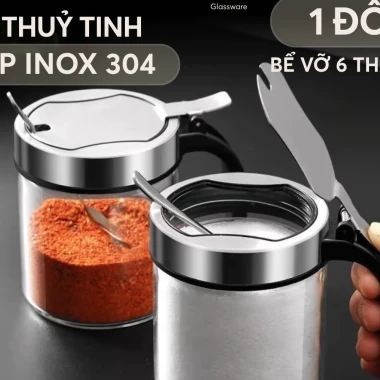 Lọ gia vị thuỷ tinh borosilicate cao cấp và an toàn, nắp phẳng bật kèm muỗng bằng inox 304 PHALEDO P-0328 3 Lọ gia vị thuỷ tinh borosilicate cao cấp và an toàn, nắp phẳng bật kèm muỗng bằng inox 304 PHALEDO P-0328 3
